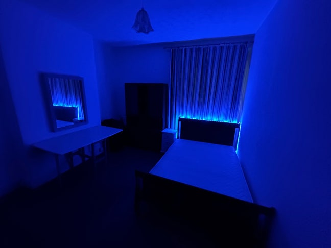 Double room centre  Barnstaple  Main Photo