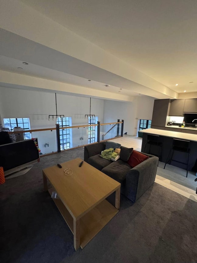 Modern, double-bed room in friendly, bright flat Main Photo