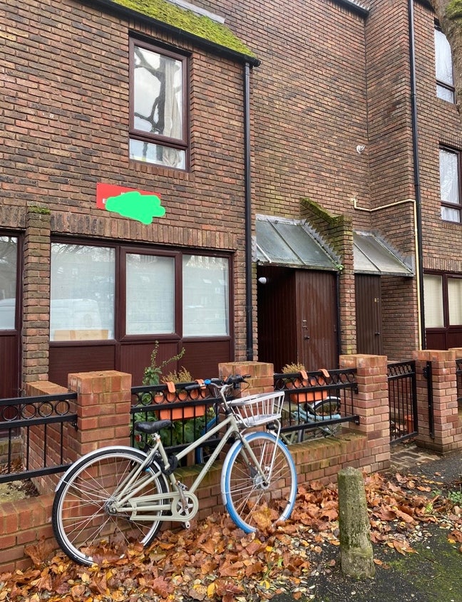 Double room bills included friendly houseshare Main Photo