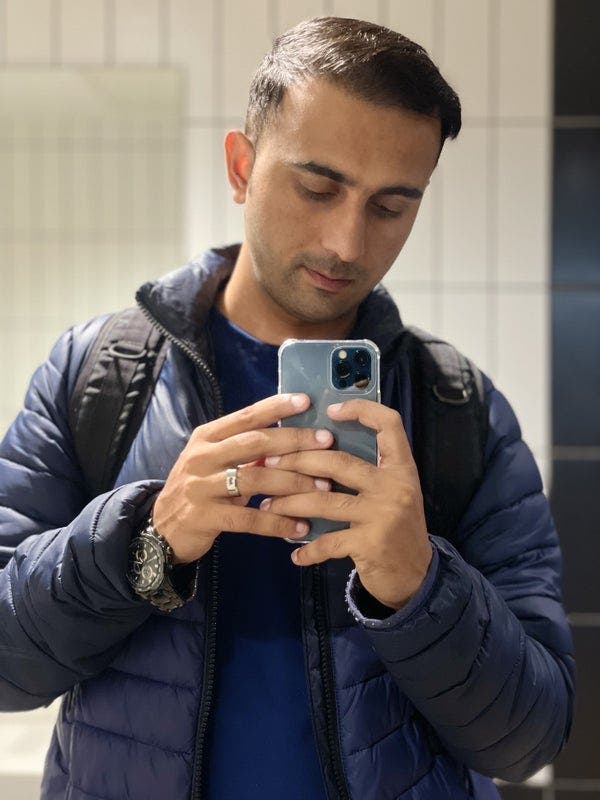 Student Male seeks a single or double room Main Photo