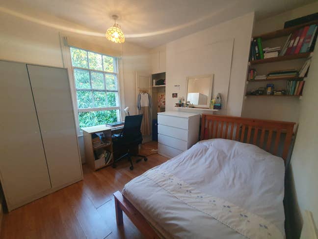 Spacious Room Close to Cambridge Station Main Photo