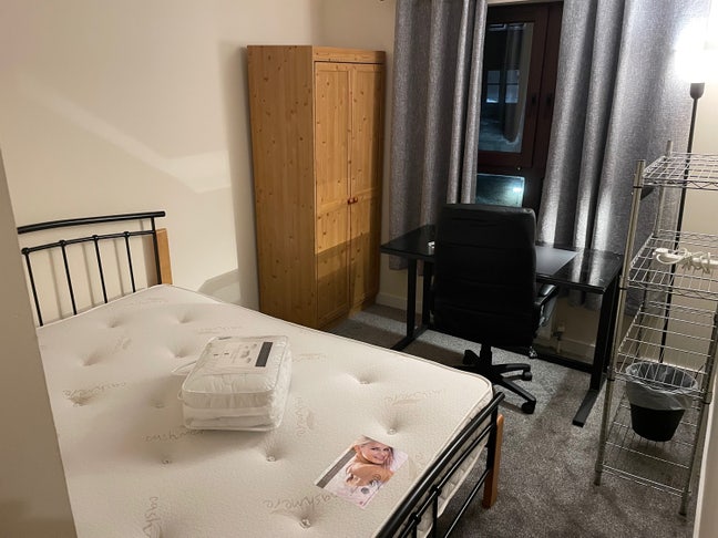 Westend / City Centre - Study Bedroom - Student Main Photo