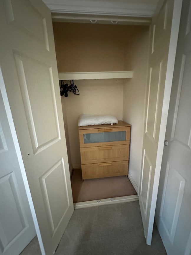 Double room with En Suite.  Main Photo