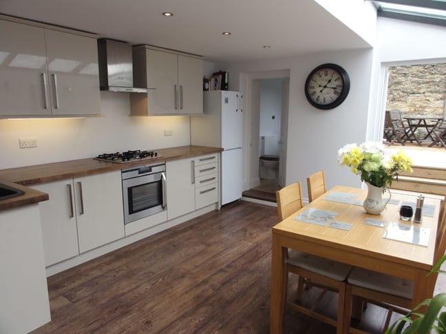 Furnished double room in Truro Main Photo