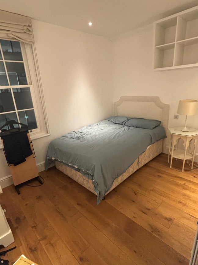 Stunning Spitalfields double room  Main Photo