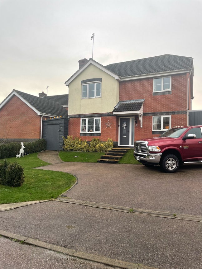 Double Furnished Room All Bills Inc Main Photo