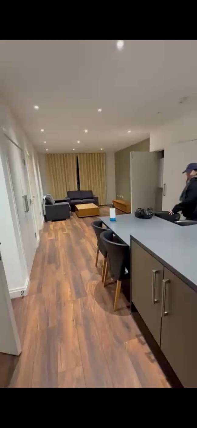 Large 1 bed Ensuite room to rent - Couples welcome Main Photo