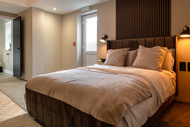 Superb Studio near Derby City Centre Main Photo