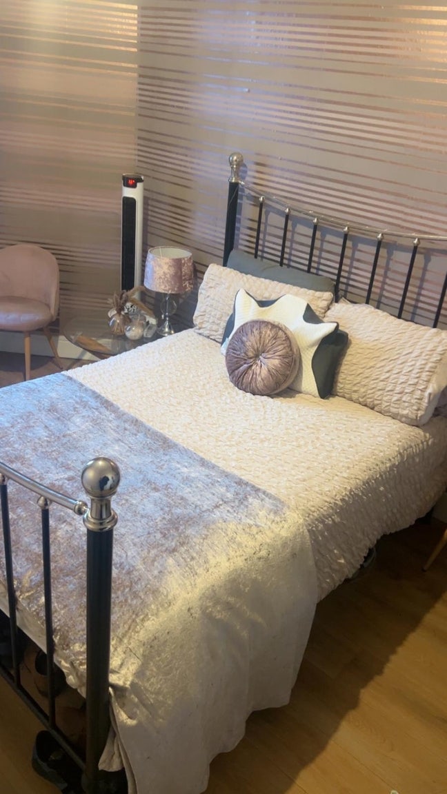 Two Double Rooms Available in Shared Flat Main Photo