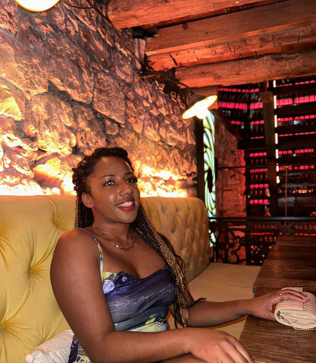 I am a nurse, I  have family in wales  I en... Main Photo