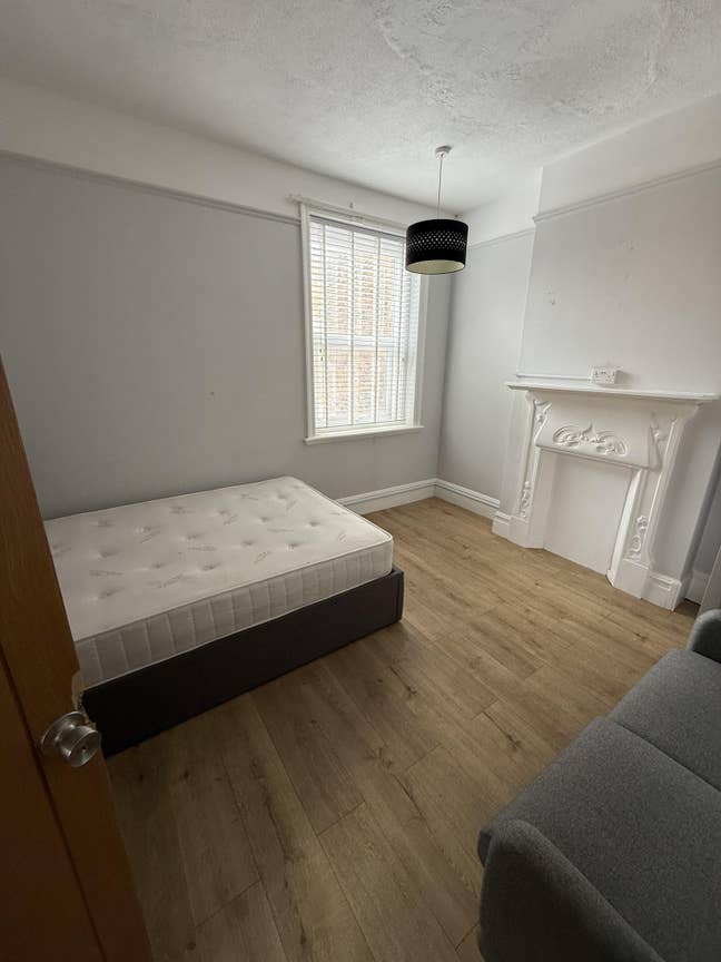 Newly Refurbished Double Room Main Photo