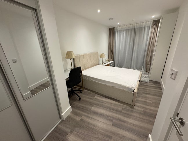 Double en-suite in a new development Main Photo