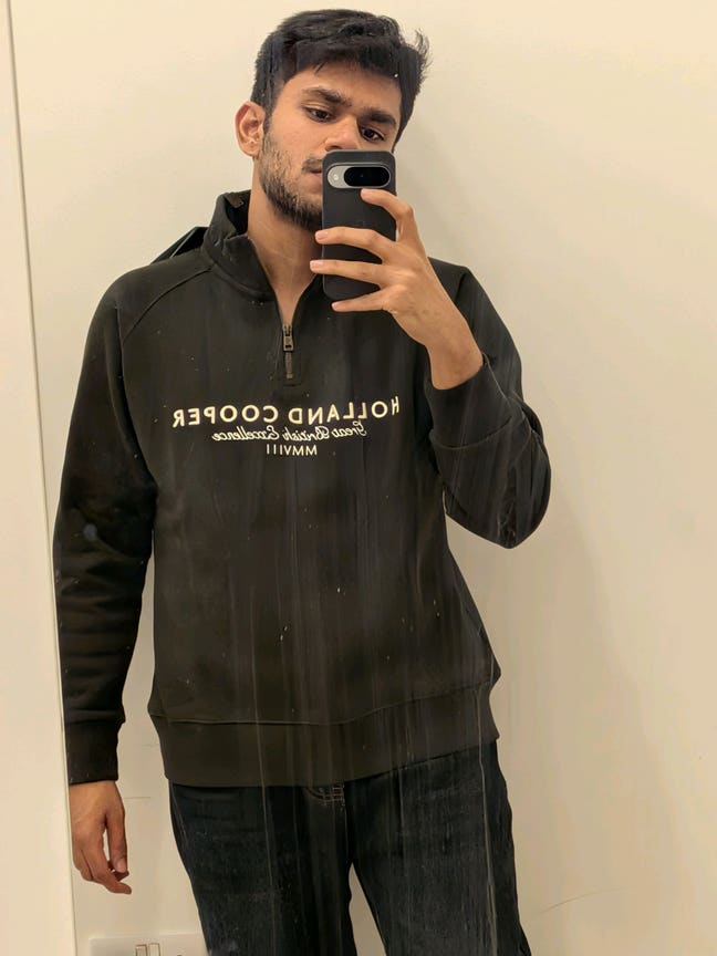 Professional Male seeking a room Main Photo