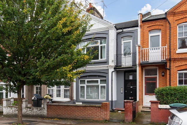 Couple Room ‼️Wi-Fi 🛜 All Bills Incl  Main Photo