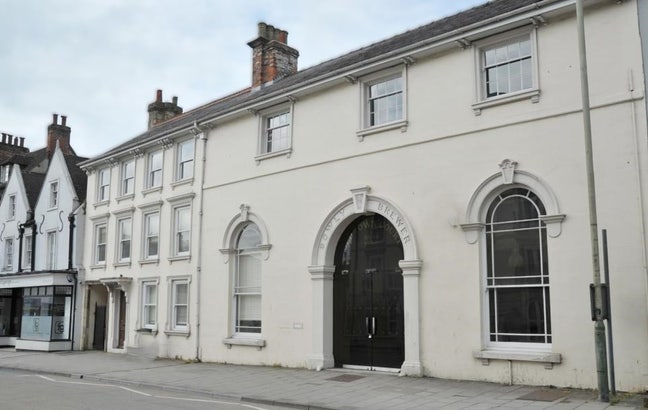 Modern 2-Bed New Build Flat – Old Town Swindon SN1 Main Photo