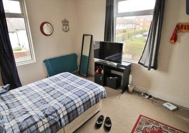 Beautiful House in the HEART of Roundhay - Feb! Main Photo