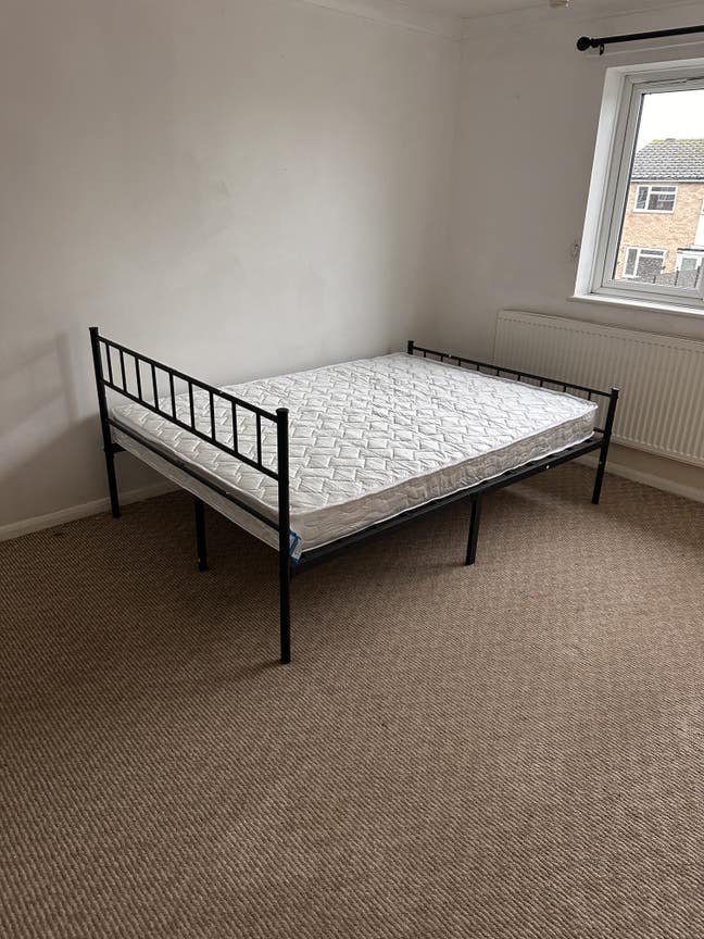 Double - king bedroom available  Main Photo