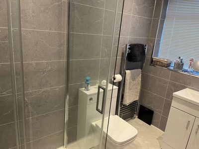 Spare room available close to Teesside airport  Main Photo