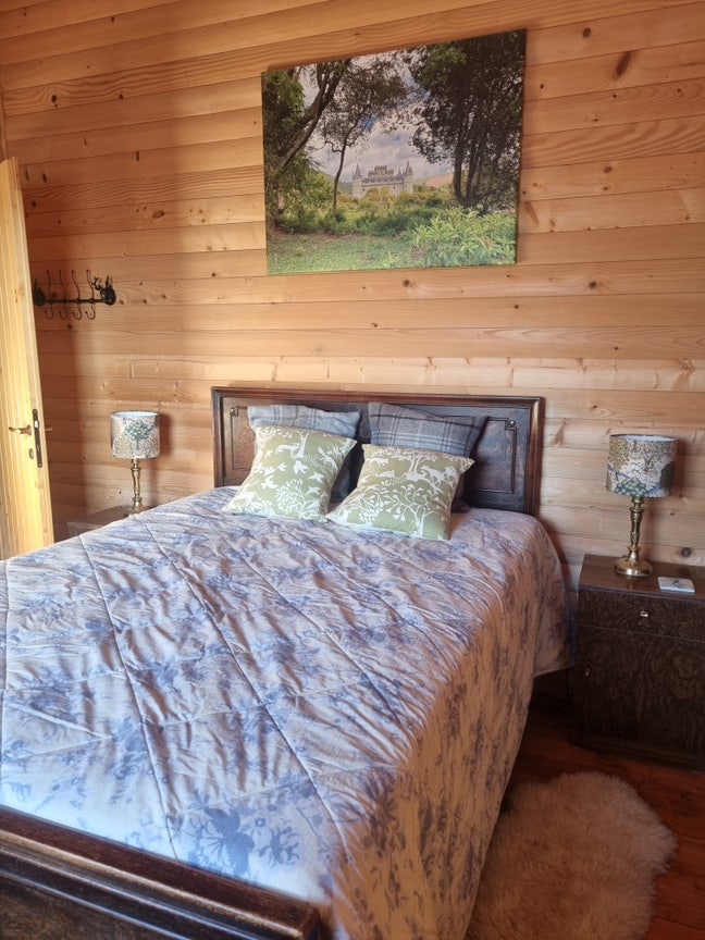 Room to let in quite household in rural location Main Photo