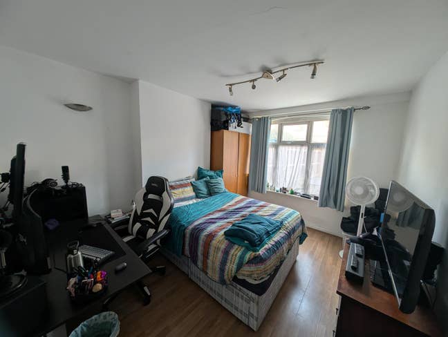 Large double room in Tooting Bec Main Photo