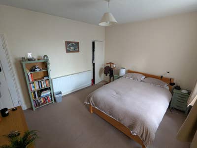 Large Double Room with Office – 2 mins to High St Main Photo