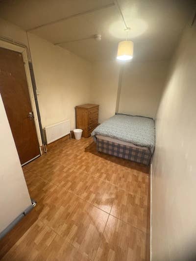 👉 Uc / Dss / Esa Double Room – 1St Month Free Main Photo