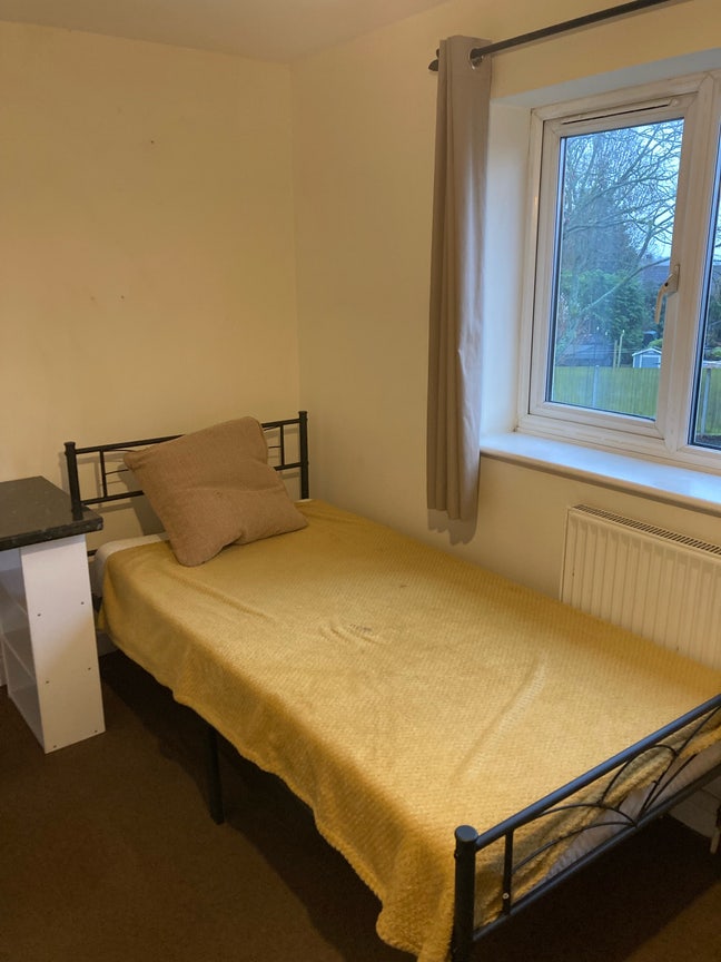    Single Room 495 PCM  Stevenage incl all bills Main Photo