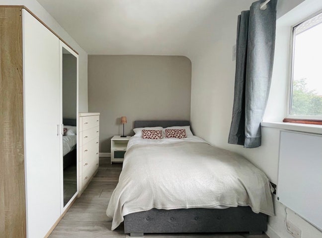 Cozy Semi-Ensuite Double Nr West hampstead Main Photo