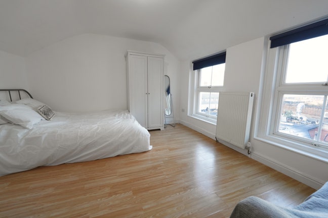 Master Room in Whitechapel Main Photo