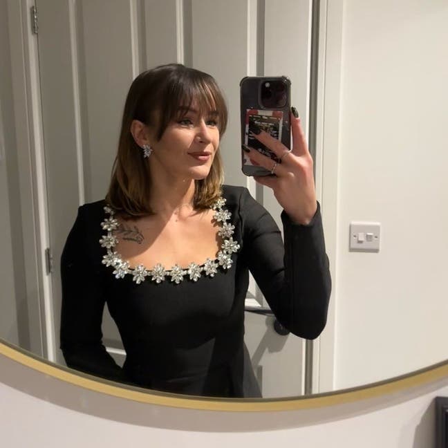 Professional female looking for en-suite  Main Photo