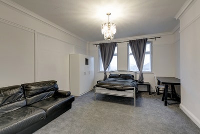 Lovely Massive Room Central London, All Inclusive Main Photo