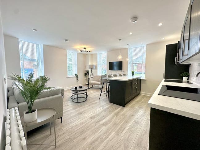 One Bedroom in a Two Bedroom Flatshare inh Heaton Main Photo