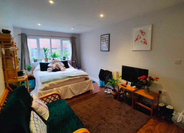 Looking for tenancy takeover/swap Main Photo