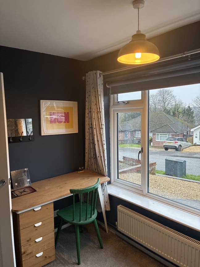 Spacious and light double room  Main Photo