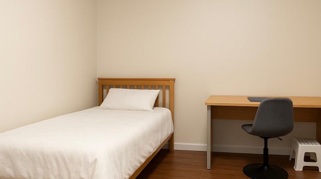 Studio- Norwood  Main Photo