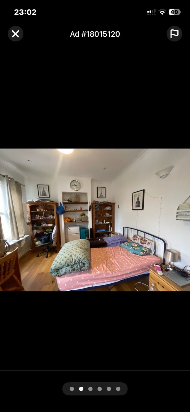 Female room mate wanted Main Photo