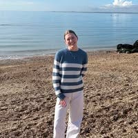 23yr old professional looking for room to rent  Main Photo