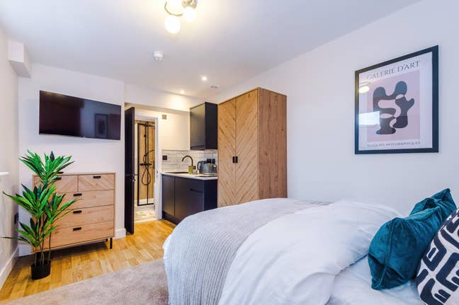 🏡 Premium Co-Living | Beautifully Designed Rooms Main Photo