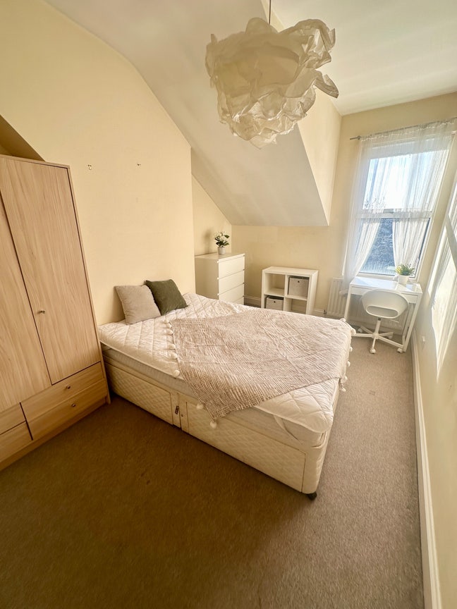 Double rooms near the station Main Photo