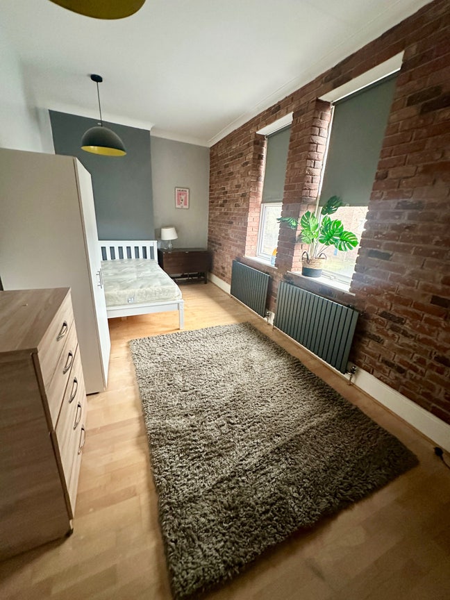 Double rooms near the station Main Photo