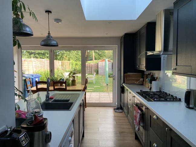 Cowley double room with garden - available January Main Photo