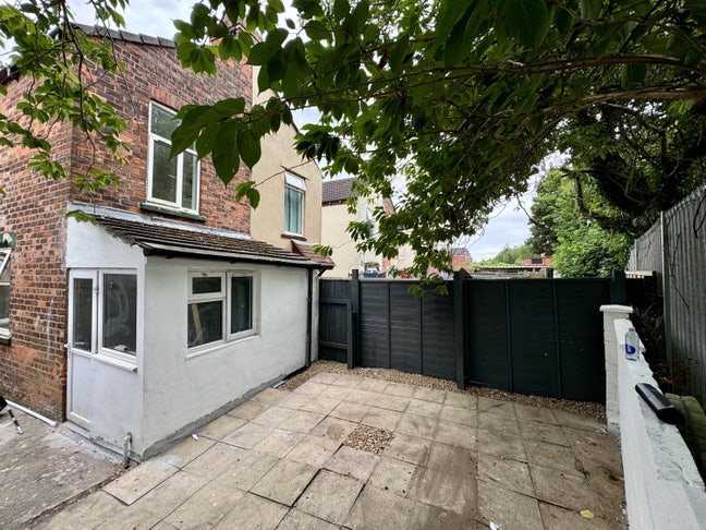 ✨Ensuite double  room, modern + Newly renovated ✨ Main Photo