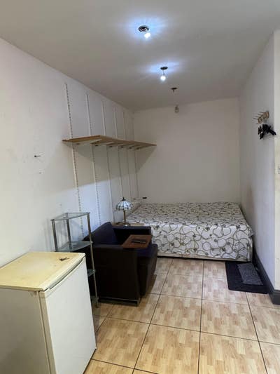 Studio Flat to Let – Feltham TW13 6QA Main Photo
