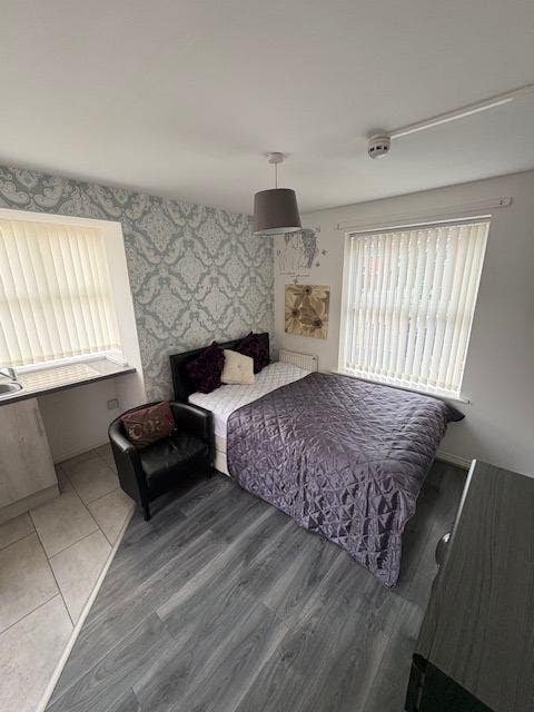 Studio Flat Available - All Bills Included Main Photo