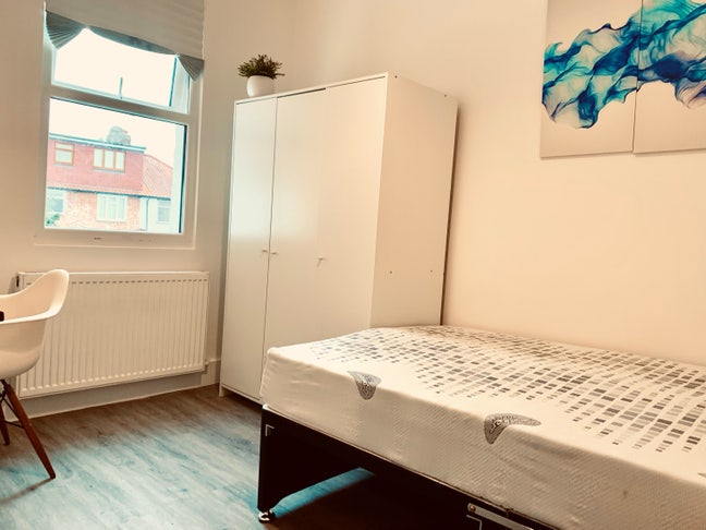 Studios, ensuite, double rooms in a new house  Main Photo