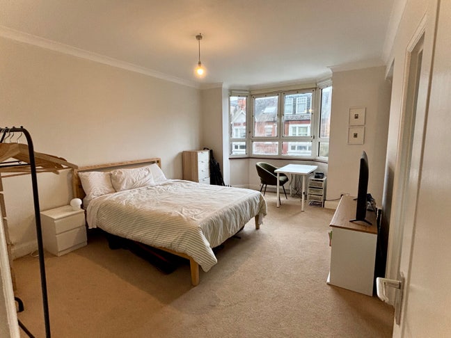 4 week sublet in shared house, &pound;1000 incl bills Main Photo