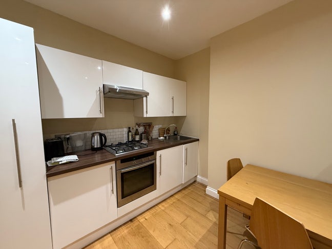 Cosy flat in Primrose Hill/ Chalk Farm Main Photo