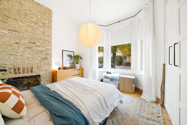 West Croydon - room for rent  Main Photo