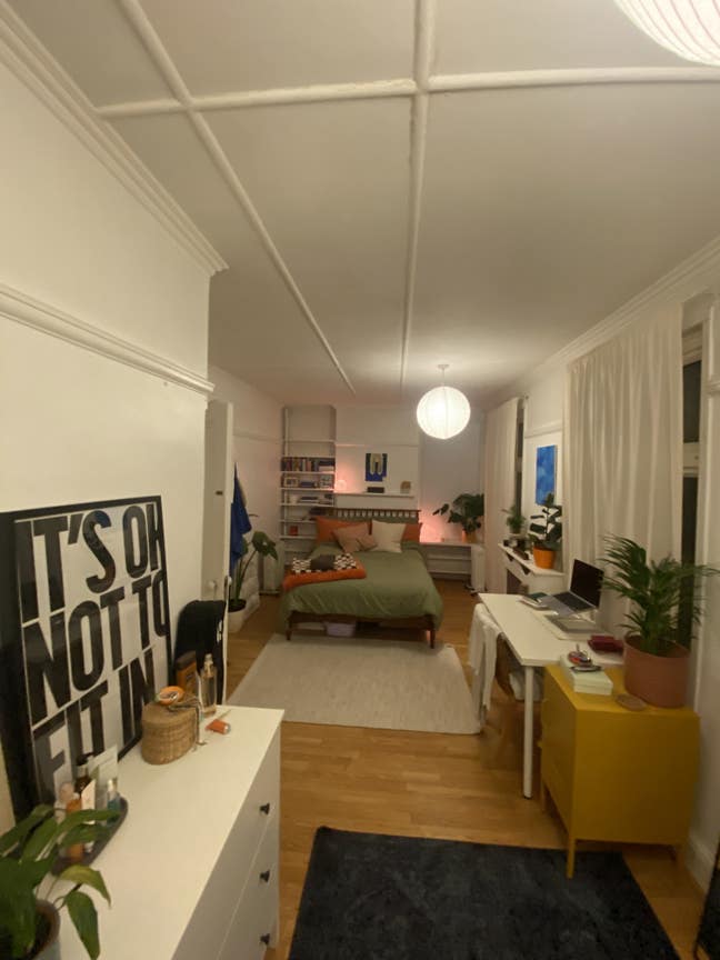 Large, Bright 1-Bedroom in Friendly 5-Bed House –  Main Photo