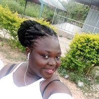 Professional Female seeks a single or double room Main Photo